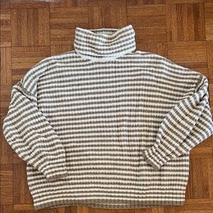 🦄 Splendid x Cella Jane Blog Tan and Cream Striped Turtleneck Sweater